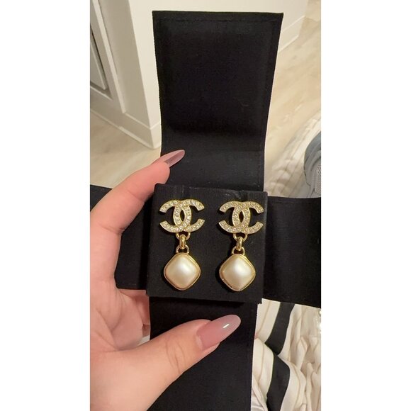 Pearl Earrings Gold Diamond Chanel Earrings Chanel CC Earrings